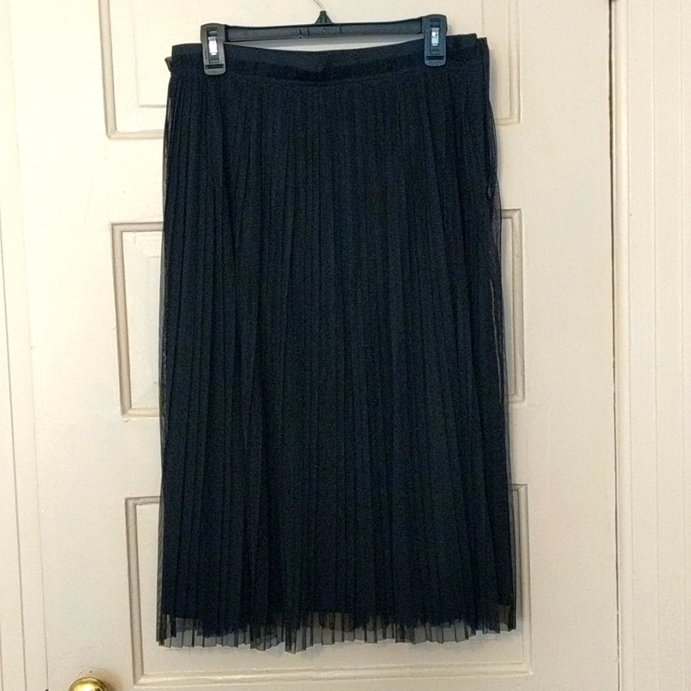 Banana Republic Black Midi Tulle Skirt